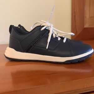 DONATED Caterpillar navy leather sneaker shoe. Worn 1x. Like new. 5⭐️Seller PA